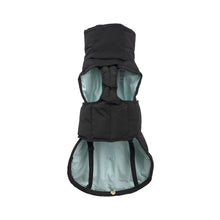 Laden Sie das Bild in den Galerie-Viewer, Dog Wintercoat - Nolia short, black