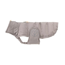 Laden Sie das Bild in den Galerie-Viewer, Dog Wintercoat - Nolia short, taupe