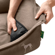 Laden Sie das Bild in den Galerie-Viewer, Orthopädisches Hundesofa Merida taupe