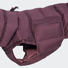 Laden Sie das Bild in den Galerie-Viewer, Cloud7 Hundemantel Alaska Dark Aubergine