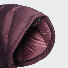 Laden Sie das Bild in den Galerie-Viewer, Cloud7 Hundemantel Alaska Dark Aubergine