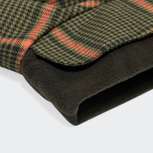 Laden Sie das Bild in den Galerie-Viewer, Cloud7 Hundemantel Brooklyn Flannel Tartan Green