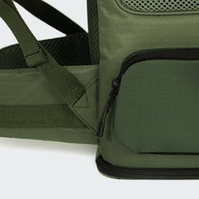 Laden Sie das Bild in den Galerie-Viewer, Cloud7 Hunderucksack AKTIV Olive