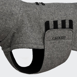 Cloud7 Windhundmantel Brooklyn Tweed Black Long (Mitte Oktober verfügbar)