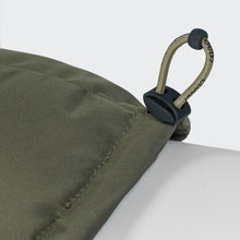 Laden Sie das Bild in den Galerie-Viewer, Cloud7 Hundemantel Dackel Alaska Light Oliv