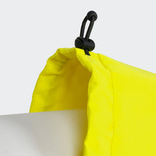Laden Sie das Bild in den Galerie-Viewer, Cloud7 Hunderegenmantel Dackel AKTIV Neon Green/Light Olive