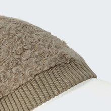 Laden Sie das Bild in den Galerie-Viewer, Cloud7 Hundepullover Gotland Sandy Brown