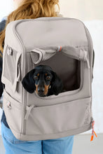 Laden Sie das Bild in den Galerie-Viewer, Hundetragerucksack - Kari, Taupe