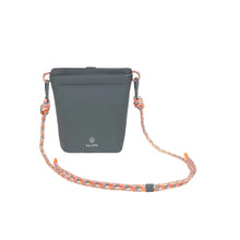 Laden Sie das Bild in den Galerie-Viewer, Leckerlibeutel - Karl, Dunkelgrau