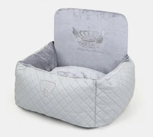 Laden Sie das Bild in den Galerie-Viewer, Angione Dog Car Seat #94 grau