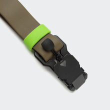 Laden Sie das Bild in den Galerie-Viewer, Cloud7 Hundehalsband BioThane Ipanema Olive-Neongreen