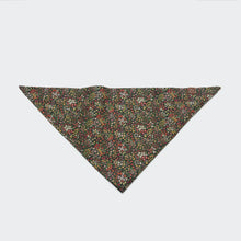 Laden Sie das Bild in den Galerie-Viewer, Cloud7 Hundehalstuch Bandana Botanical Night