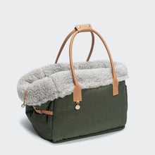 Laden Sie das Bild in den Galerie-Viewer, Cloud7 Hundetasche Como Dark Green