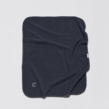 Laden Sie das Bild in den Galerie-Viewer, Cloud7 Hundedecke Soft Dark Grey