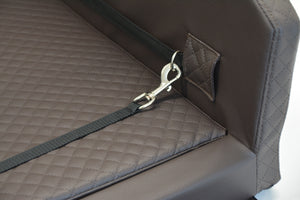 Autohundebett Karo Dual für Kofferraum schwarz-weiß